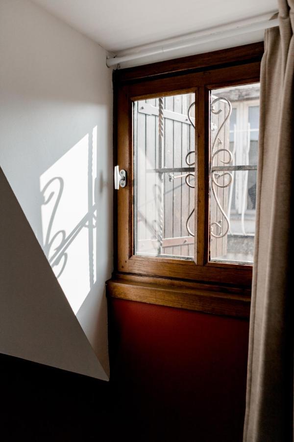 Ferienwohnung Au Bourg Neuf Orléans Exterior foto